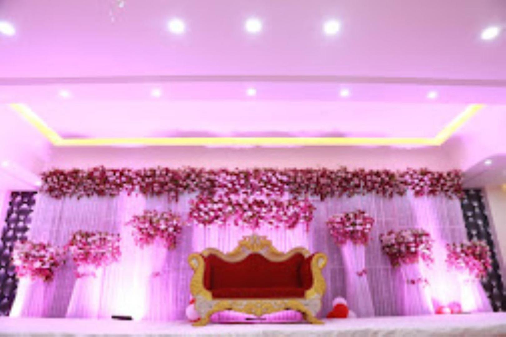 Guru Dev Palace Hotel & Lawn,Ayodhya Exterior photo